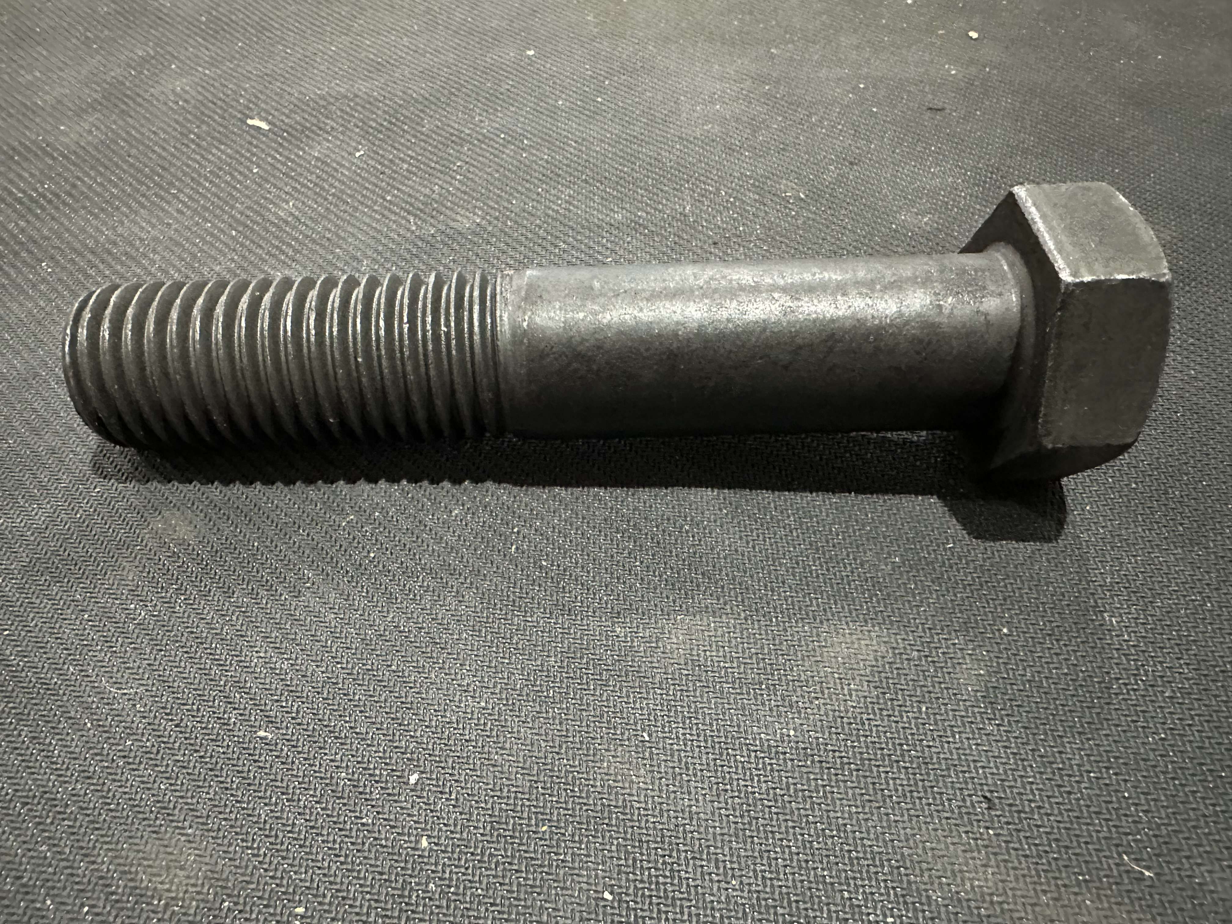 Bolt 1-1/8-7X6 Equ Bolt 10-15K Dx Equ Center Bolt