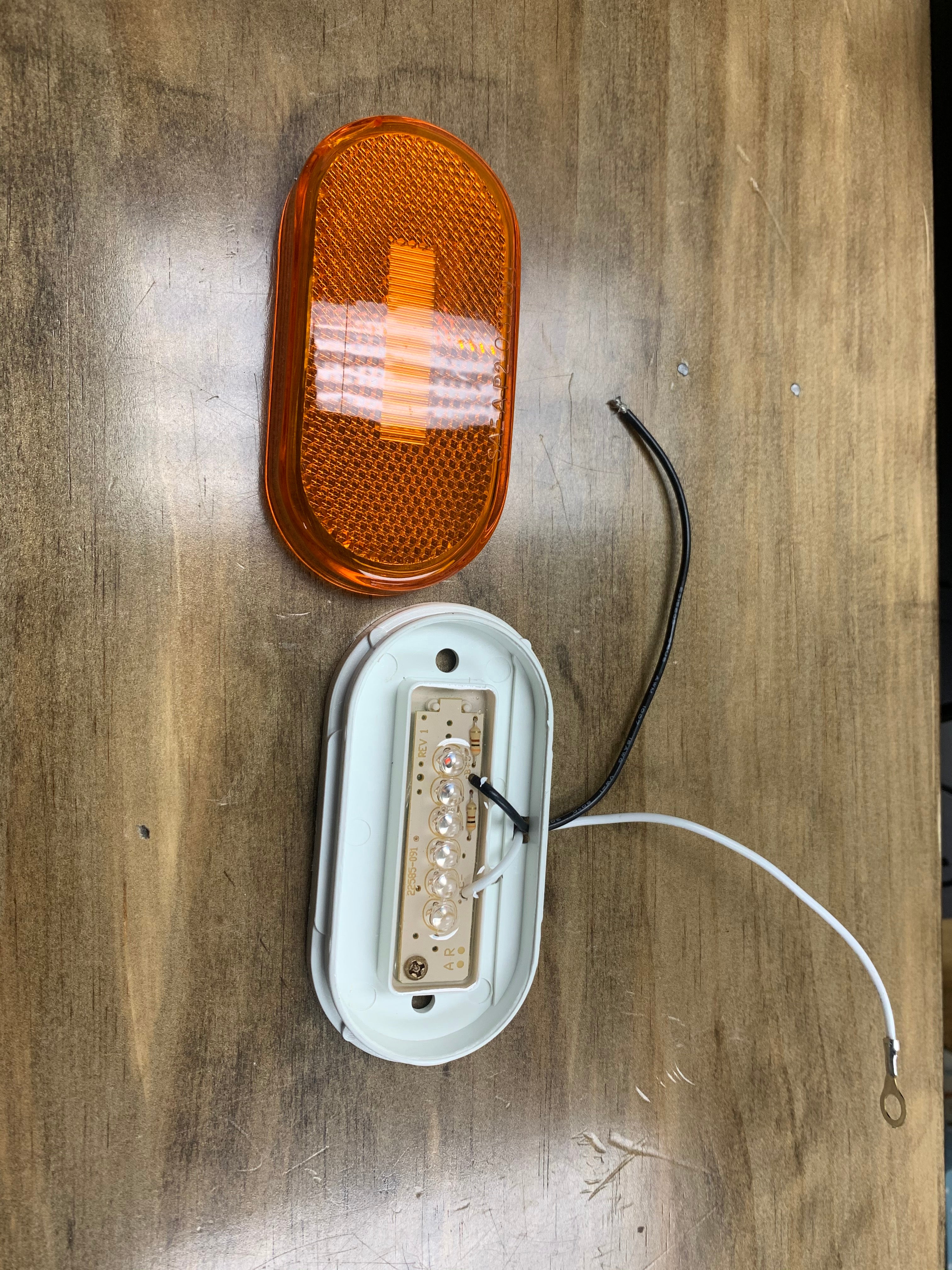 LED C/M 4 OVAL 6D AMBER - 8100375 - Indiana Trailer Sales