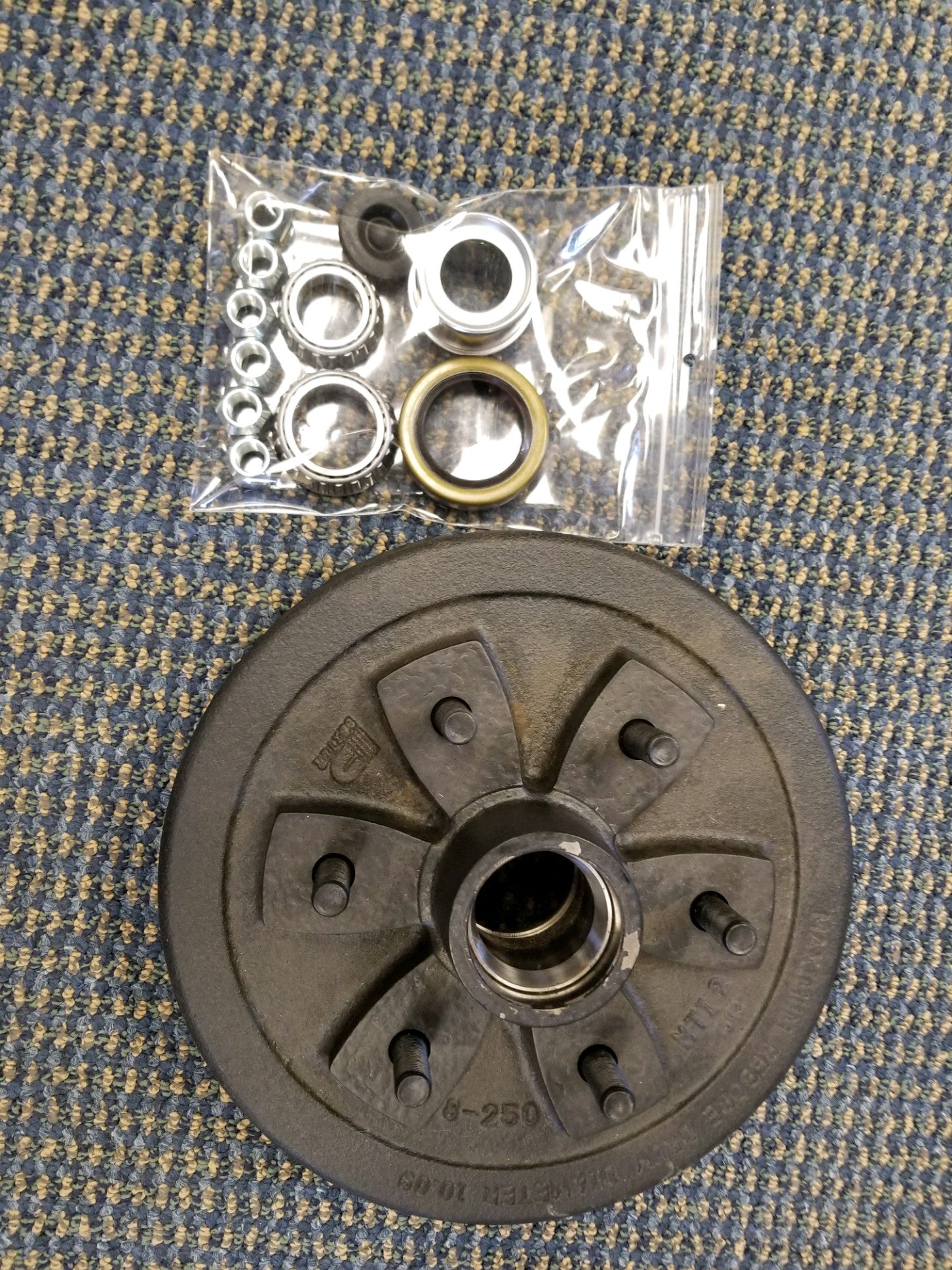 Tex Trail axle component kit for H-D DX 305K with bearings, seals, nuts, and caps, includes complete assembly parts.