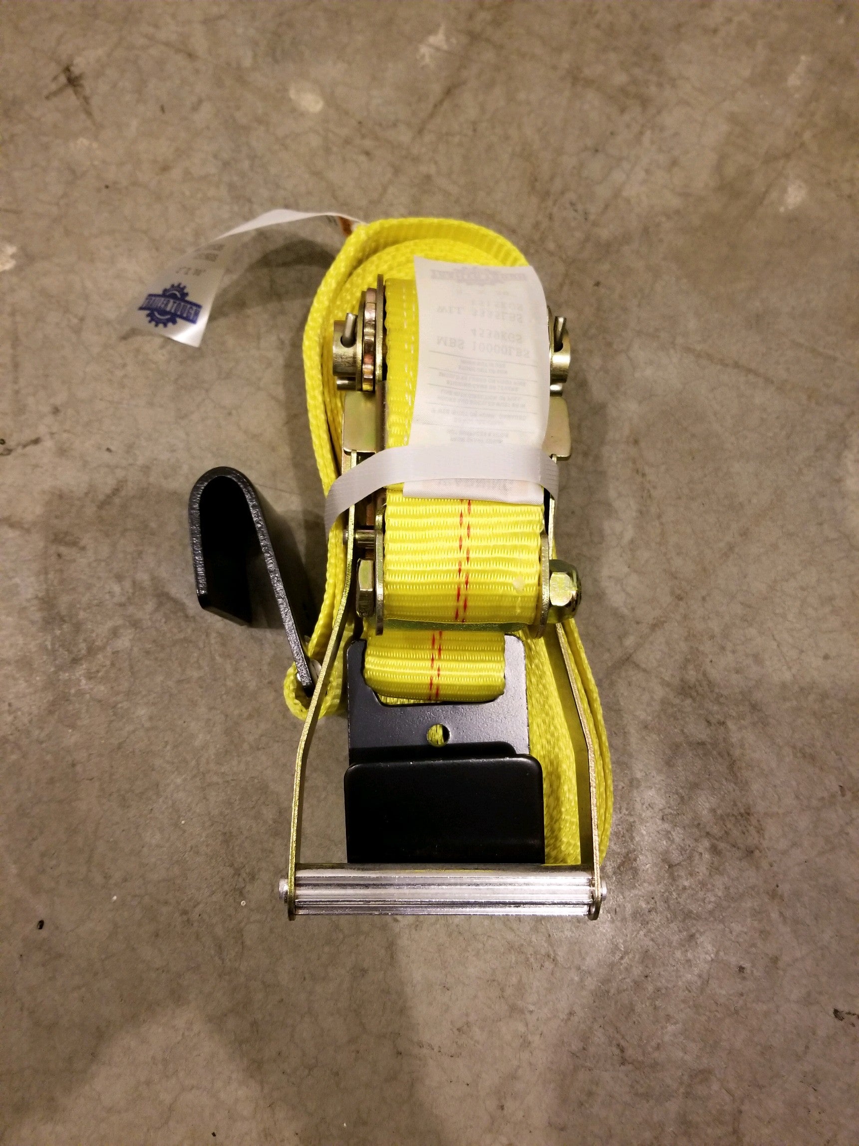 Tex Trail cargo control strap ratchet with flat hooks, 2x30 feet for secure cargo fastening.
