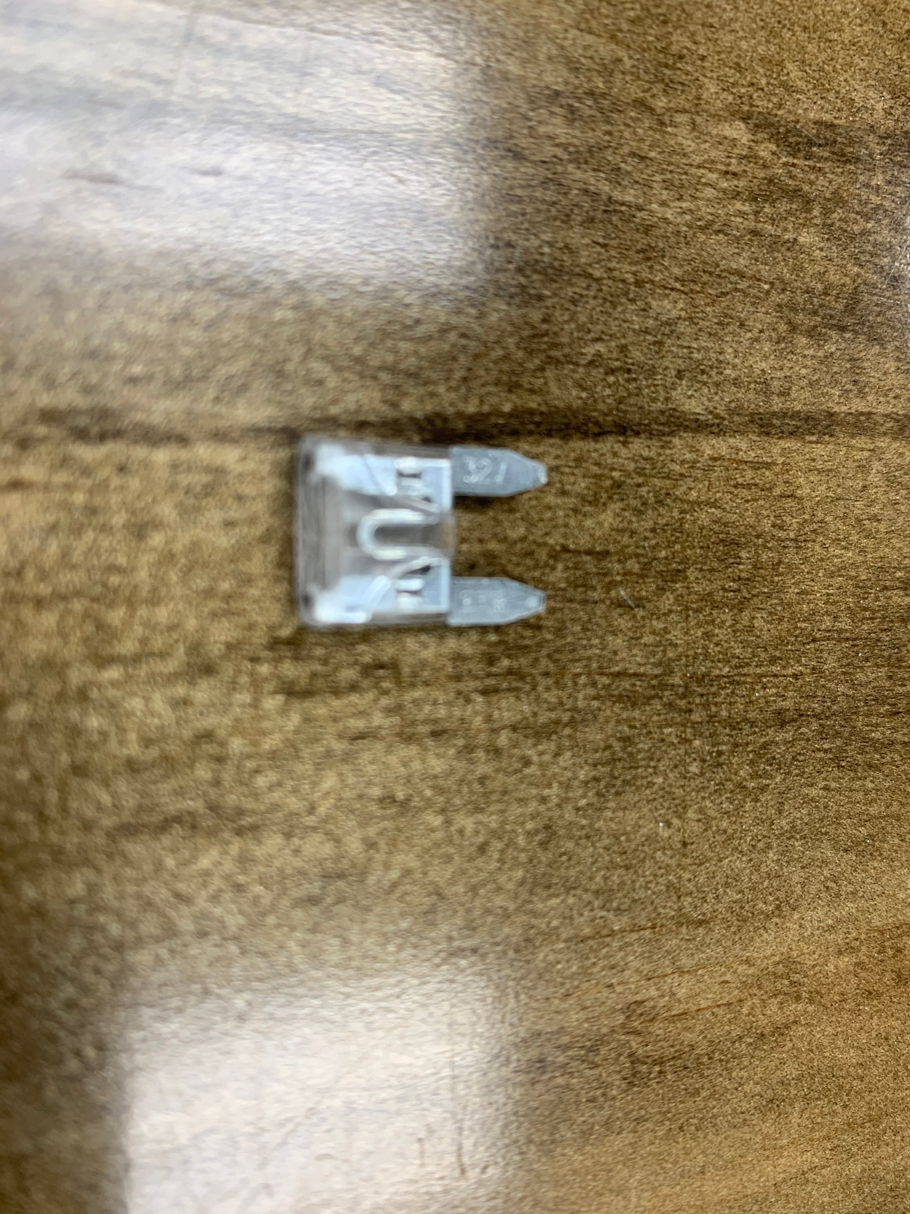 Tex Trail Fuse 25 Amp Blade Mini clear electrical and lights fuse for vehicle electrical systems, compact and reliable.