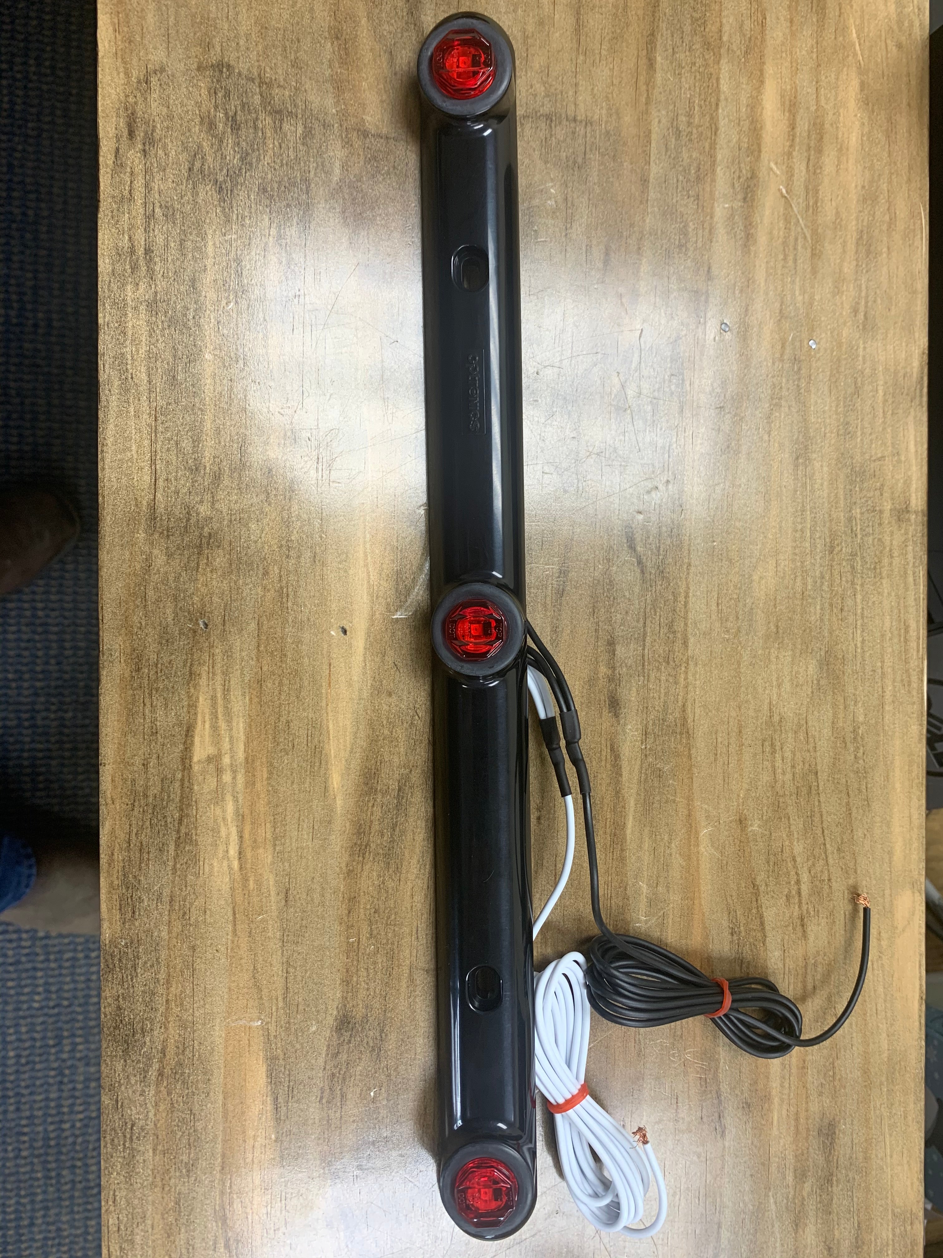 Tex Trail 15-inch red mini LED light bar with 3D round diode design, black housing, ideal for automotive lighting.