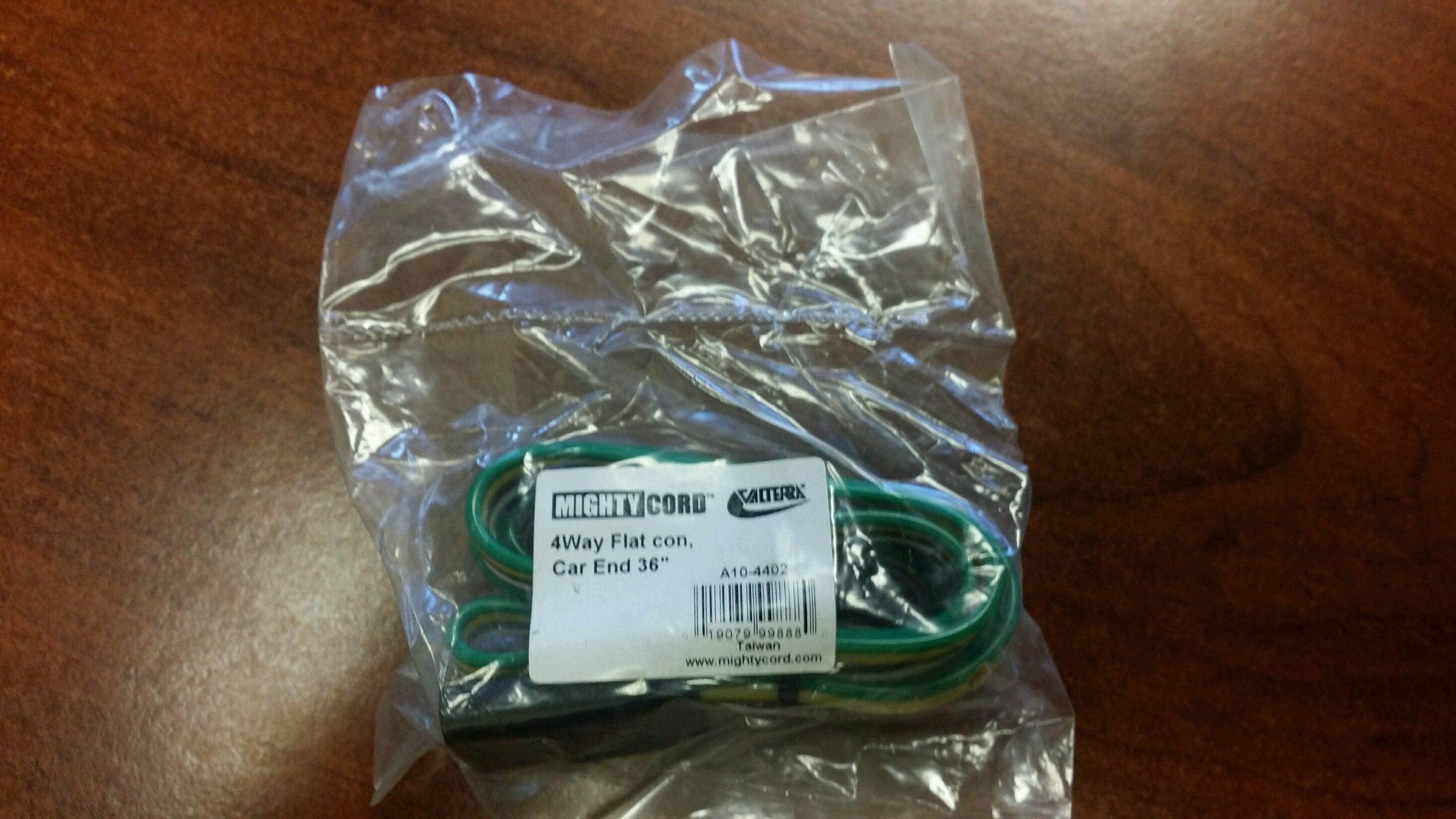 Tex Trail Pigtail 4 Flat 36L Vehicle End for electrical and lighting connections in automotive applications