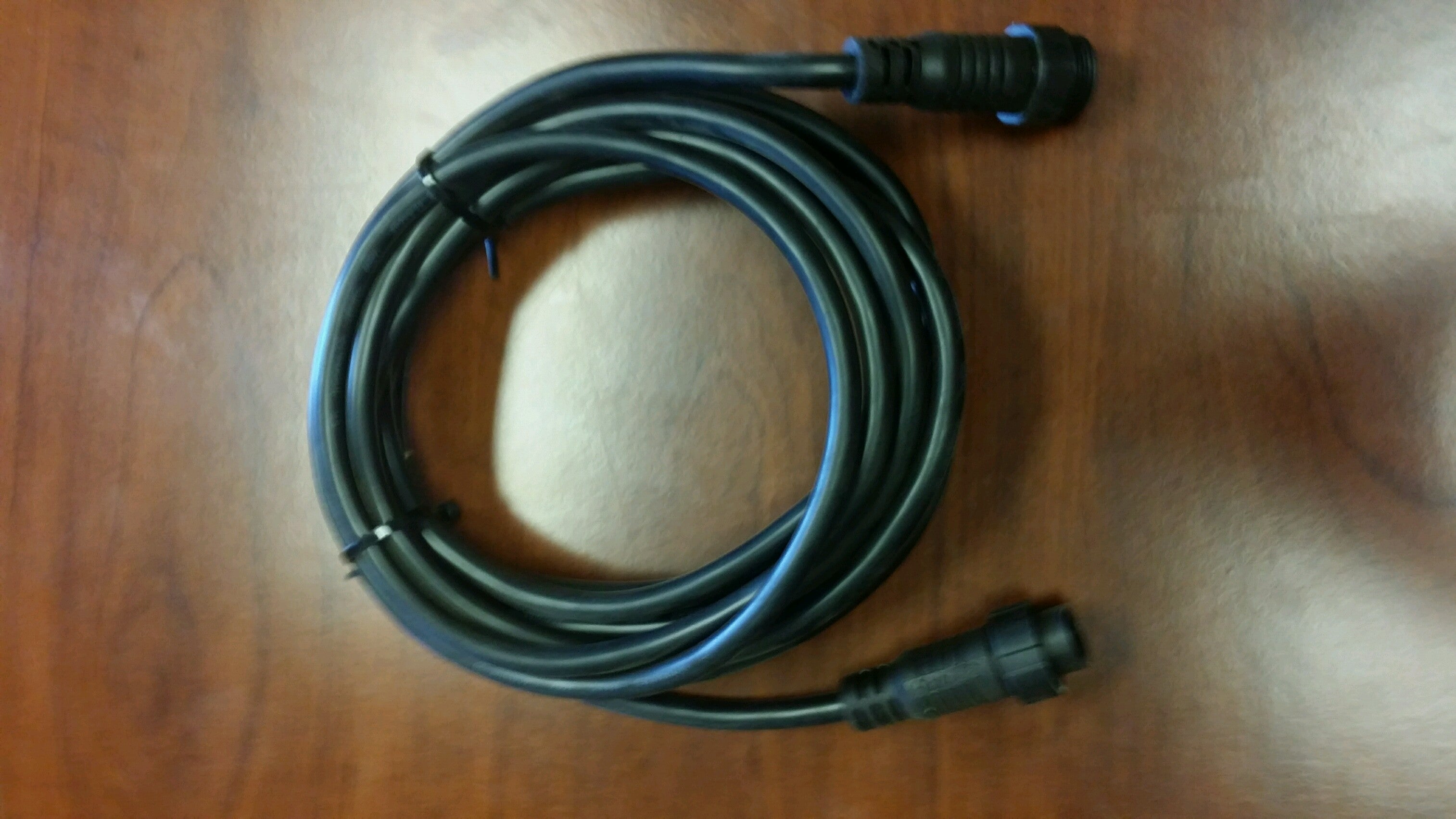 Hydraulics KTI Dump 15FT Extension Cable by Tex Trail, flexible hydraulic extension cable for heavy-duty equipment.